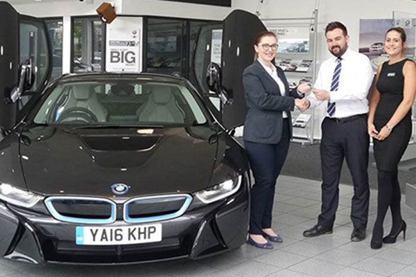 First Women Of Engineering & Manufacturing Rewarded With BMW i8